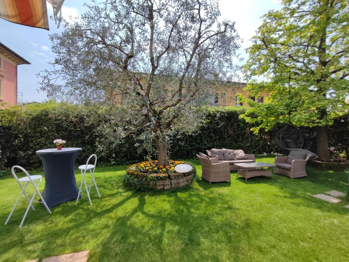Private Garden Giardino Privato A Bardolino - House Amorino エクステリア 写真